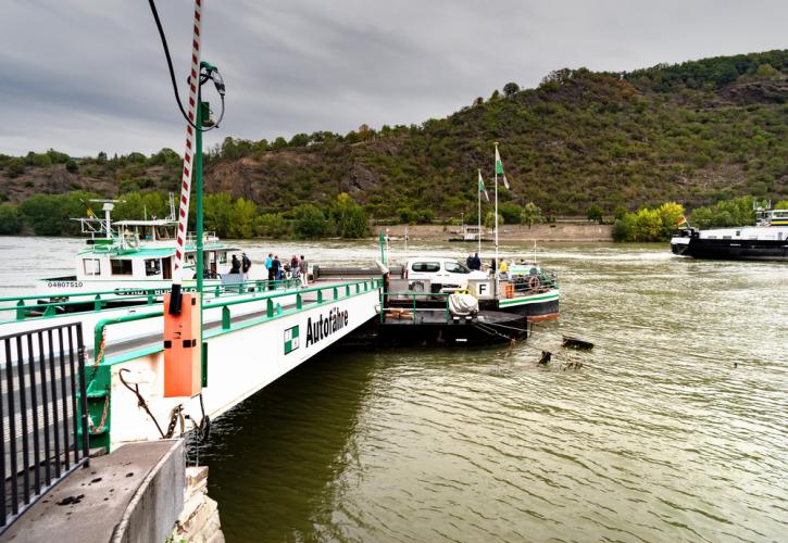 Γερμανία: Η στάθμη του Ρήνου έπεσε και πάλι, τα φορτηγά πλοία δεν μπορούν να ταξιδεύουν πλήρη φορτίου