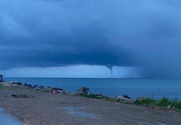 Χαλκιδική: Υδροστρόβιλος σχηματίστηκε το πρωί στο Παλιούρι