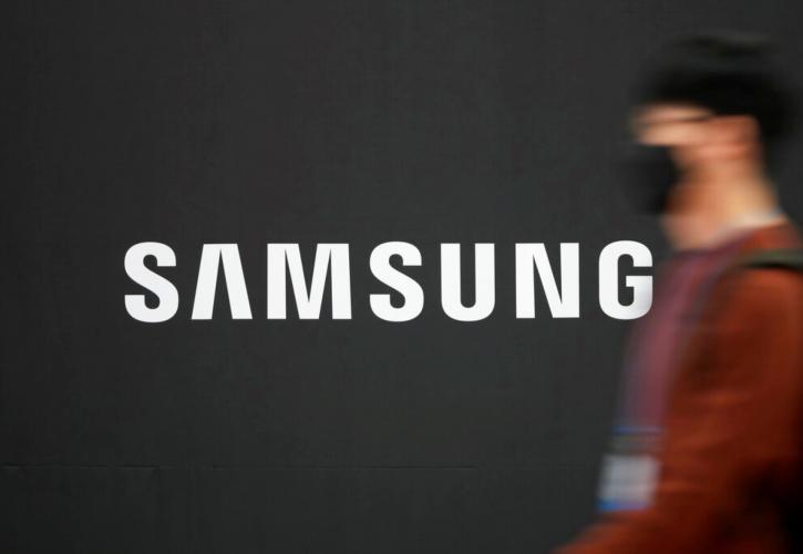 Η Samsung αναμένει πτώση στα κέρδη της για πρώτη φορά από το 2019 - Απώλειες για τη μετοχή