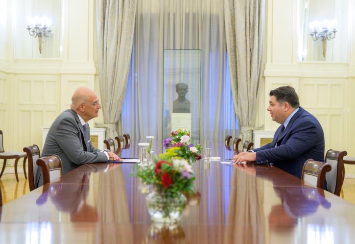 Συνάντηση Δένδια με Αμερικανό πρέσβη: Στο επίκεντρο οι σχέσεις Ελλάδας - ΗΠΑ