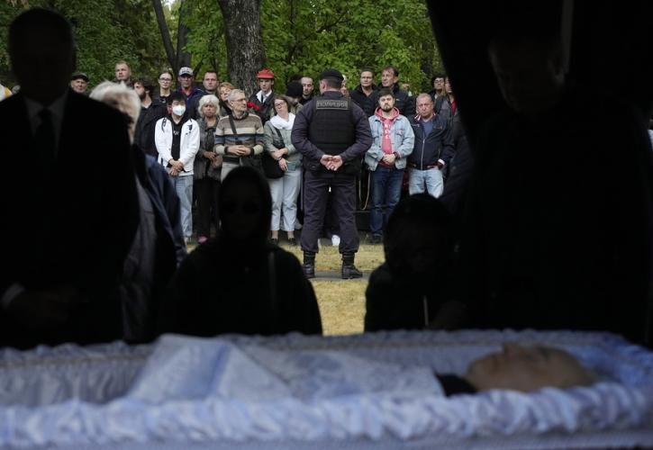 Ρωσία: Χιλιάδες άνθρωποι "αποχαιρέτισαν" τον τελευταίο ηγέτη της Σοβιετικής Ένωσης Μιχαήλ Γκορμπατσόφ