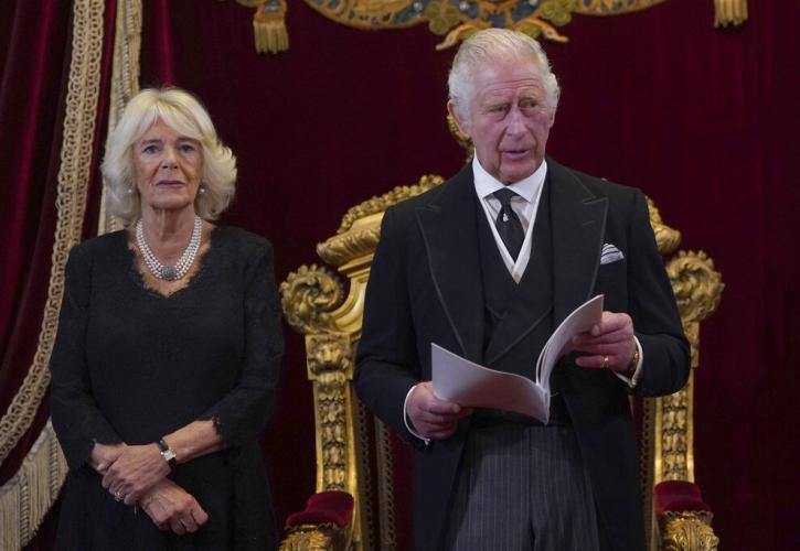 Βρετανία: Ανακηρύχθηκε και επίσημα βασιλιάς ο Κάρολος