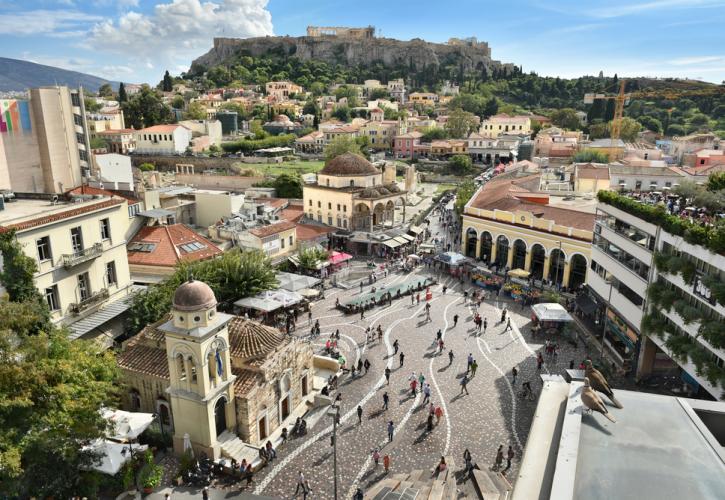 Τουρισμός: Με μεικτά πρόσημα έκλεισε η χρονιά για την Αθήνα - Πώς κινήθηκε ο Δεκέμβριος έναντι των ανταγωνιστών