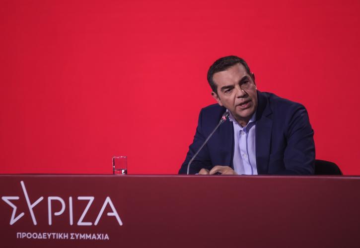 Τσίπρας σε PES: Η Ελλάδα στο επίκεντρο του ευρωπαϊκού ενδιαφέροντος για αρνητικούς λόγους
