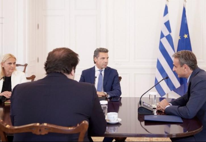 Συνάντηση Μητσοτάκη - United Group: Επενδύσεις 2 δισ. ευρώ στην ελληνική αγορά τηλεπικοινωνιών