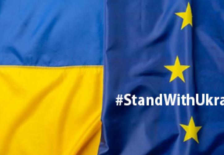 Ουκρανία: Ενίσχυση της στρατιωτικής βοήθειας υπόσχεται ο Μακρόν- Εγκλημα πολέμου καταγγέλλει ο Πολωνός ΥΠΕΞ