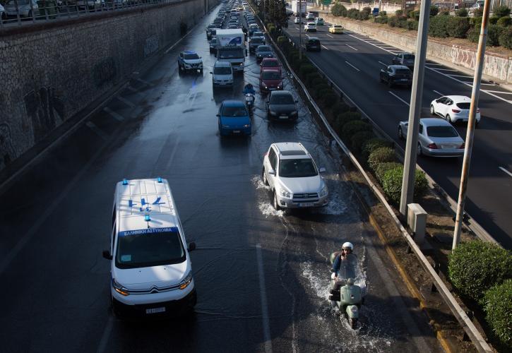 ΕΥΔΑΠ: Αποκατάσταση της θραύσης του αγωγού στον Κηφισό