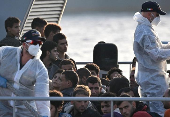 Πλοία δυο γερμανικών ΜΚΟ διέσωσαν 90 ανθρώπους στην κεντρική Μεσόγειο