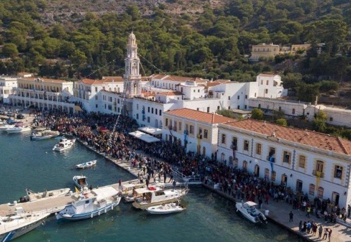 Χιλιάδες προσκυνητές αναμένονται και φέτος στην Ιερά μονή Πανορμίτη της Σύμης