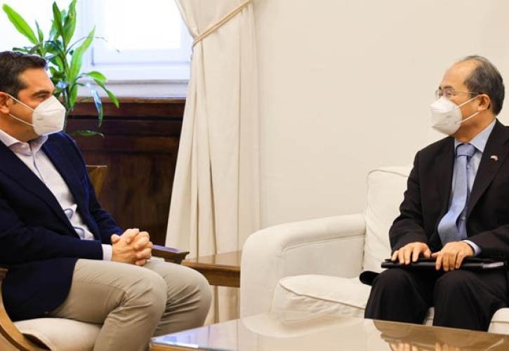 Συνάντηση του Αλέξη Τσίπρα με τον πρέσβη της Κίνας, Σιάο Τζουντσένγκ