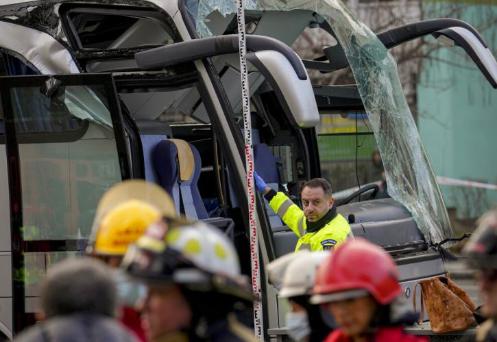Τροχαίο στο Βουκουρέστι σε τουριστικό λεωφορείο με Έλληνες - Ένας νεκρός και 3 σοβαρά τραυματίες