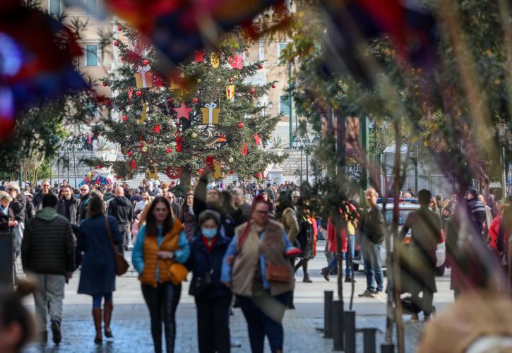 Λιανεμπόριο: Γέμισαν κόσμο τα καταστήματα, μειώθηκε η μέση απόδειξη - Το στοίχημα των γιορτών