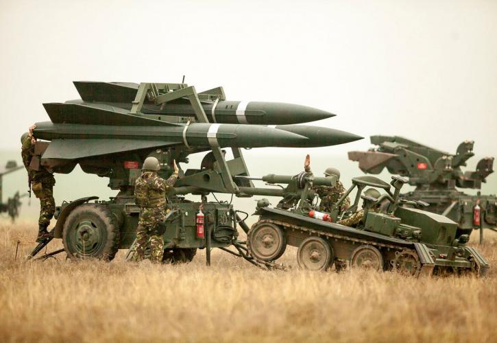 Ουκρανία: Το Κίεβο παραλαμβάνει την πρώτη συστοιχία του συστήματος αντιαεροπορικής άμυνας HAWK από την Ισπανία