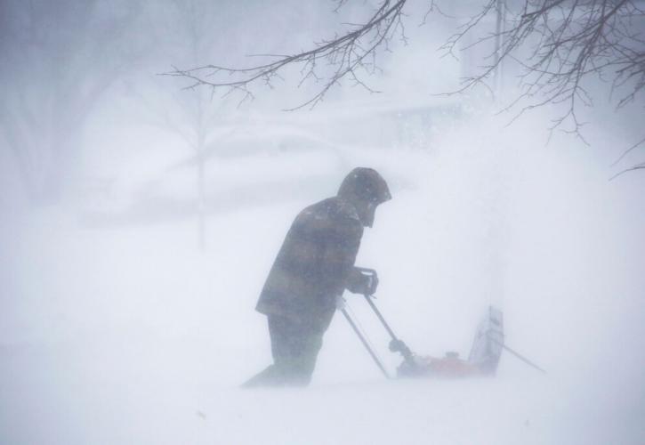 ΗΠΑ: Ο Μπάιντεν ενέκρινε τη χορήγηση βοήθειας στη Νέα Υόρκη που μετρά δεκάδες νεκρούς από τη χιονοθύελλα