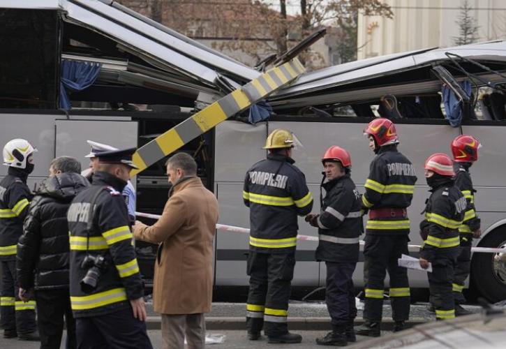 «Ήταν σαν μακελειό, παντού αίματα»: Συγκλονιστικές μαρτυρίες διασωθέντων από το δυστύχημα στη Ρουμανία