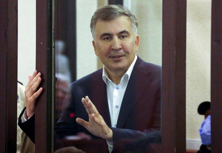 Γεωργία: Ο πρώην πρόεδρος Σαακασβίλι «δηλητηριάστηκε» στη φυλακή