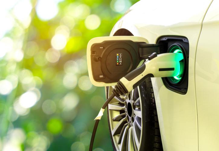 Το 2025 η ΕΕ θα πάρει το προβάδισμα στην αγορά των ηλεκτρικών αυτοκινήτων