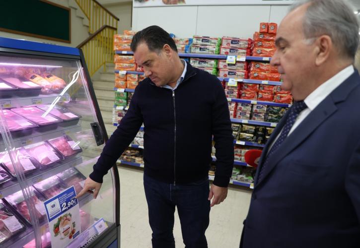 Ο Αδ. Γεωργιάδης στα σούπερ μάρκετ: «Βρίσκουμε πραγματικά πολύ σημαντικές προσφορές»