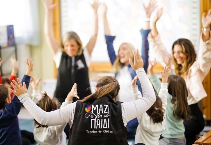 835 μαθητές έχουν πρόσβαση σε αίθουσες νέας τεχνολογίας χάρη στα «Μαζί για το Παιδί» & Skroutz