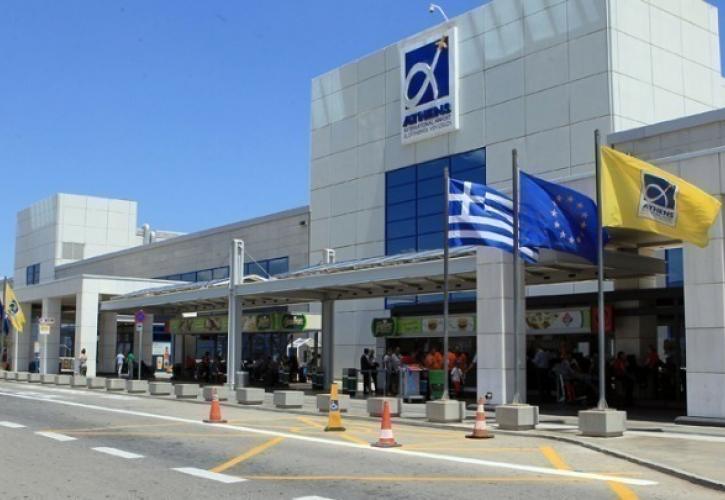 «Απογειώθηκε» η επιβατική κίνηση στα ελληνικά αεροδρόμια στο 10μηνο του 2023