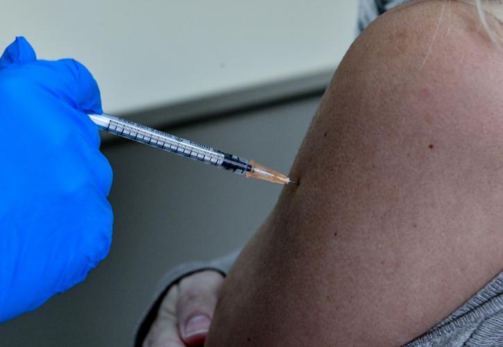 Ελληνική μελέτη: Χαμηλή η πρόθεση των ευπαθών ομάδων για εμβολιασμό κατά της γρίπης – Οι λόγοι