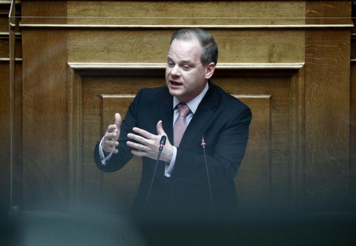Στη Θεσμών και Διαφάνειας τη Δευτέρα ο Κ. Αχ. Καραμανλής - Το αίτημα της ΝΔ