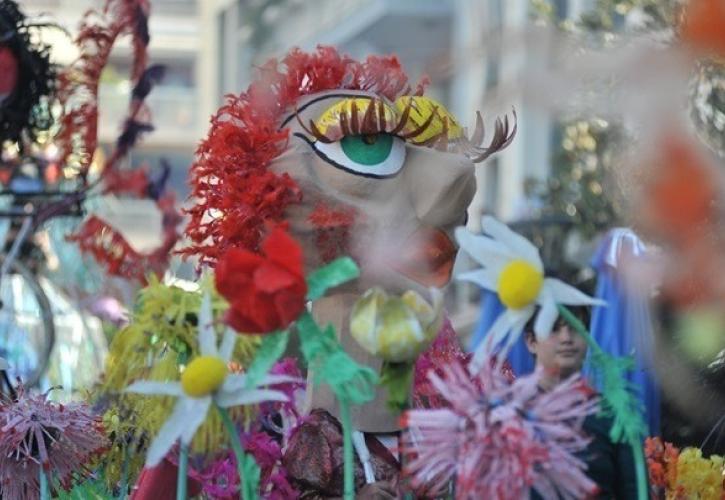 Σε έντονους καρναβαλικούς ρυθμούς ζει ξανά η Πάτρα