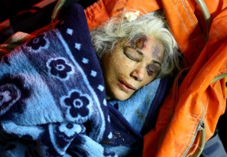Τουρκία: Ανασύρθηκαν ζωντανές δύο γυναίκες μετά από 122 ώρες στα συντρίμμια