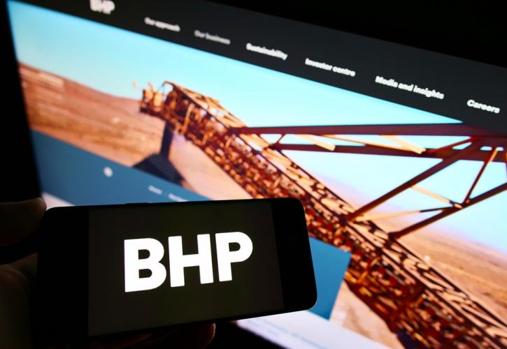 BHP: «Βουτιά» στα κέρδη α' εξαμήνου, αλλά και αισιοδοξία με το βλέμμα στην Κίνα