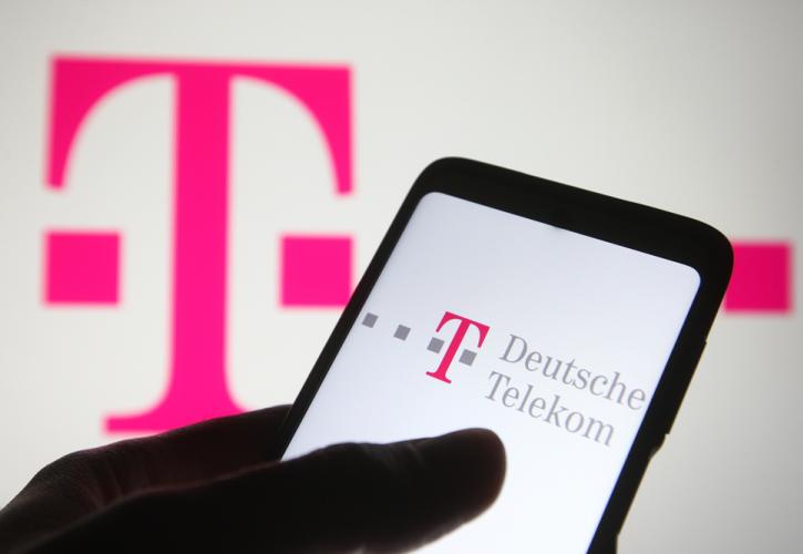 Deutsche Telekom: Η αύξηση στην κερδοφορία δ' τριμήνου φέρνει αισιόδοξες προβλέψεις για το 2023