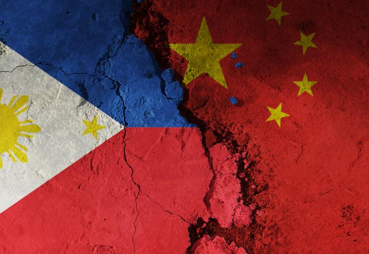 Φιλιππίνες: Θερμό επεισόδιο με Πεκίνο - Καταγγέλλει «επιθετικές δραστηριότητες» από κινεζικό πλοίο