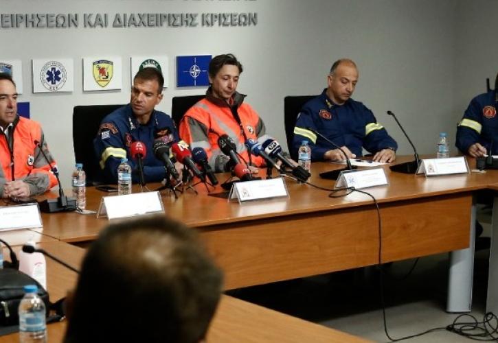 Οι διασώστες της ΕΜΑΚ διηγούνται όσα είδαν στην Τουρκία: «Λέγαμε ότι είμαστε Γιουνάν (Έλληνες) και η αγκαλιά τους ήταν ανοιχτή»