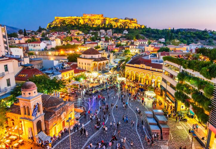 Δ. Αθήνας: Τέλος στις νέες άδειες για τραπεζοκαθίσματα σε πεζόδρομους και πλατείες στο Εμπορικό Τρίγωνο