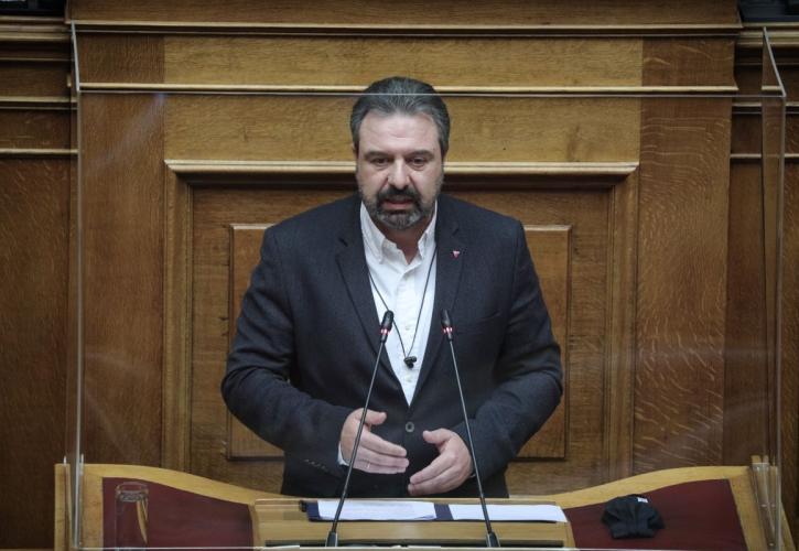 Βουλευτής του ΣΥΡΙΖΑ «βλέπει» προοδευτική συγκυβέρνηση με Βελόπουλο, Καραμανλική καυτή πατάτα στα χέρια του Κυριάκου