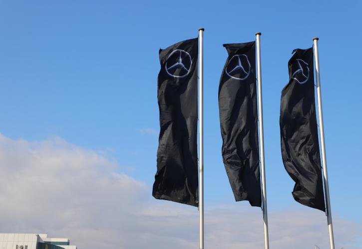 Mercedes-Benz: Κάτω από τις εκτιμήσεις τα κέρδη στο γ' τρίμηνο - «Βουτιά» 5% για τη μετοχή