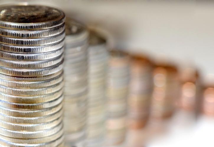 EY: Έσοδα 8 τρισ. δολ. αποφέρουν οι 500 μεγαλύτερες οικογενειακές επιχειρήσεις στον κόσμο - Ποια ελληνική βρίσκεται στη λίστα