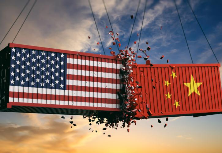 Κίνα-ΗΠΑ: Νέες αντεγκλήσεις για το αμερικανικό αντιτορπιλικό στη Νότια Σινική Θάλασσα