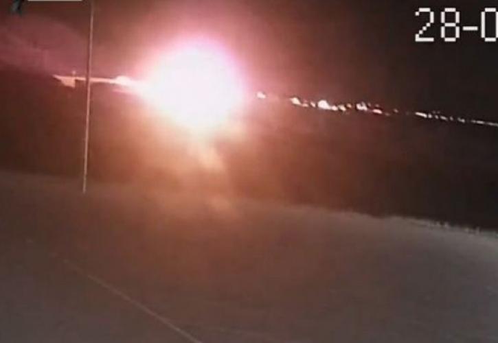 Τραγωδία στα Τέμπη: Συγκλονιστικό βίντεο από τη στιγμή της σύγκρουσης των αμαξοστοιχιών