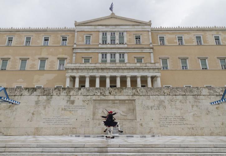 «Ακτινογραφία» Reuters για εκλογές στην Ελλάδα: 5 ερωτήματα για τις αγορές - Γιατί οι επενδυτές «ψηφίζουν» Μητσοτάκη