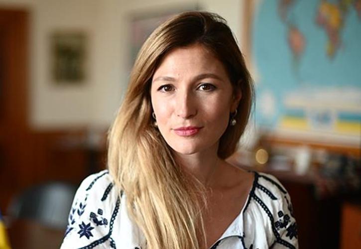 H Emine Dzhaparova, πρώτη υφ. Εξωτερικών της Ουκρανίας, στο TEDxAthens: «Οι Ουκρανές είναι φτιαγμένες από ατσάλι»