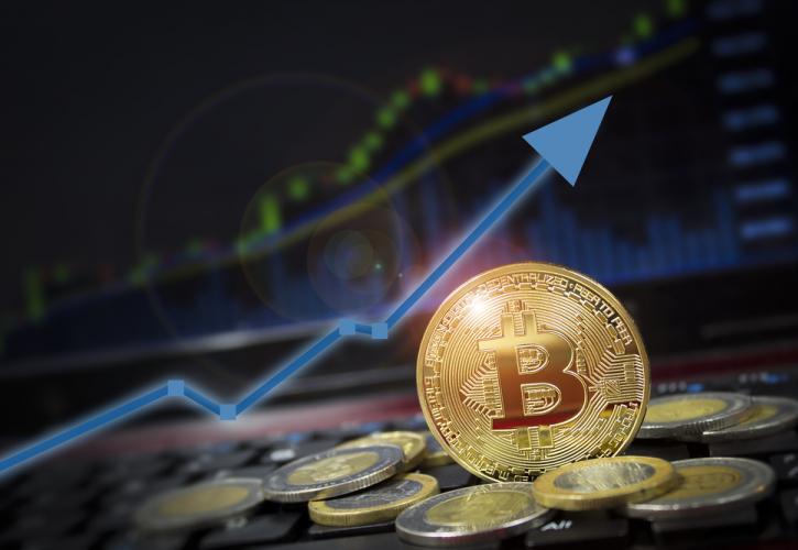 Bitcoin: Ρεκόρ 19 μηνών πάνω από τα 40.000 δολάρια με προσδοκία για έγκριση του ETF και μειώσεις επιτοκίων