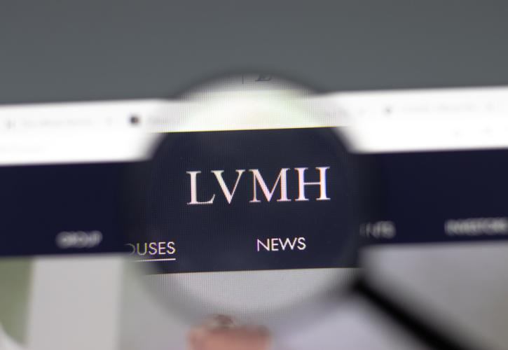 LVMH: Σε συζητήσεις με το TikTok για τον περιορισμό διακίνησης προϊόντων μαϊμού