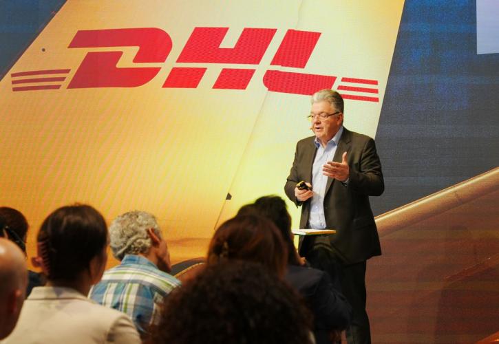 Τζον Πίρσον (CEO της DHL): Οι εταιρείες πρέπει να μπορούν να ζήσουν με το χάος - Πολύ σημαντική η Ελλάδα για το ευρωπαϊκό μας δίκτυο
