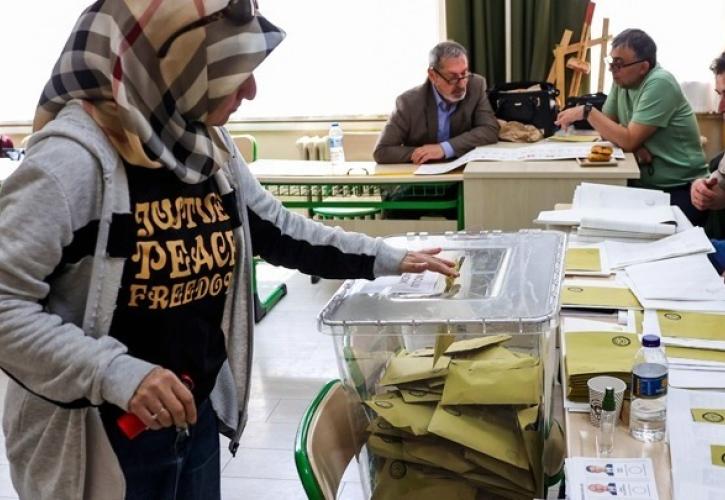 Ψηφίζουν οι Τούρκοι του εξωτερικού για το δεύτερο γύρο των προεδρικών εκλογών