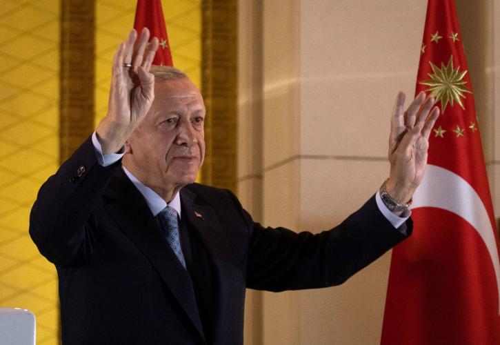 «Bye Bye Κεμάλ»: Θριαμβευτής ο Ερντογάν - Τι σημαίνει η επανεκλογή του για τα ελληνοτουρκικά