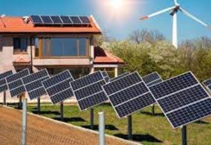 Φωτοβολταϊκά στη Στέγη: Ενεργειακή αυτονομία και σημαντικά οφέλη για χιλιάδες νοικοκυριά