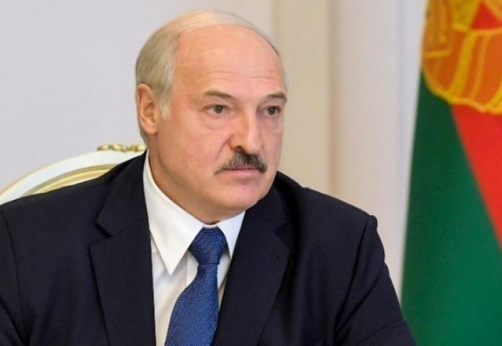 Λευκορωσία: Ο Λουκασένκο δηλώνει ότι θα είναι ξανά υποψήφιος για πρόεδρος το 2025