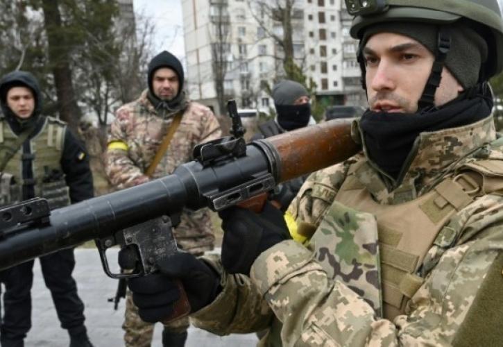 Bloomberg: Οι ΗΠΑ ετοιμάζουν νέο πακέτο όπλων, 2 δισ. δολαρίων, στην Ουκρανία