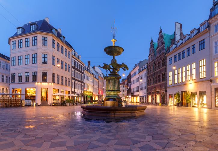 Δανία: Νυχτερινό «lockdown» σε δρόμους της Κοπεγχάγης - Γιατί απαγορεύεται η κυκλοφορία