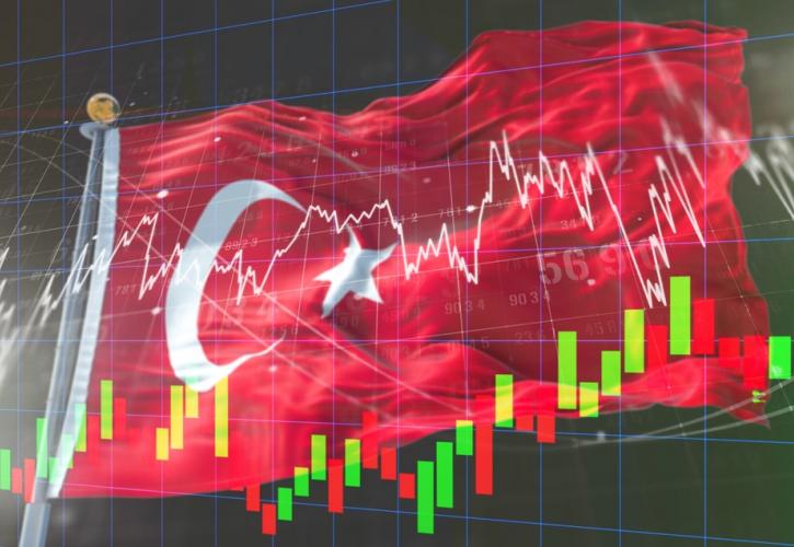 Τουρκία: Η συνάντηση του Ερντογάν με πρώην «τσάρο» της οικονομίας, με στόχο τους επενδυτές